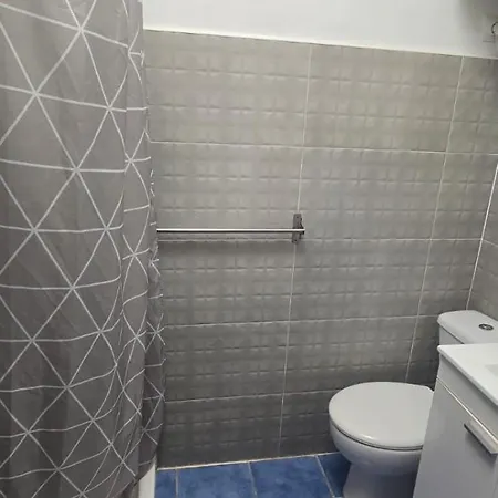 Cristina Con Bano Privado Y Mini Cocina קורלחו