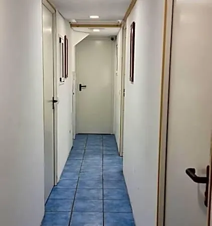Cristina Con Bano Privado Y Mini Cocina 호스텔