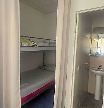 Hostel Cristina Con Bano Privado Y Mini Cocina *