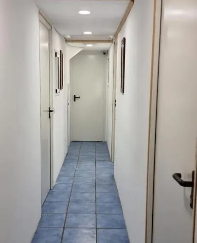 旅馆 Cristina Con Bano Privado Y Mini Cocina